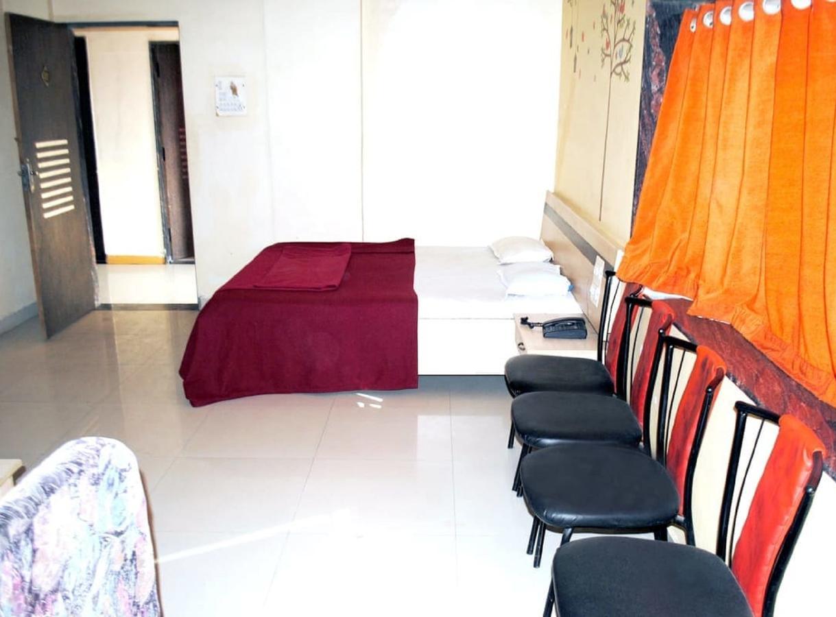 Hotel Kesari Nandan Lātūr 외부 사진